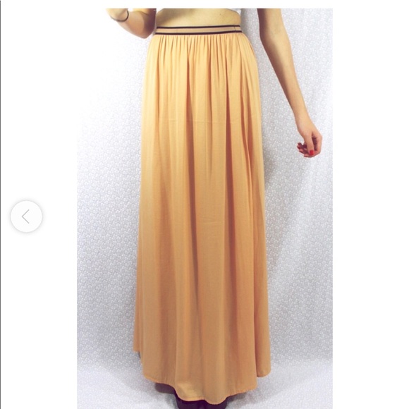 BUNDLE 2 HAUTE HIPPIE & ZARA - Picture 4 of 15